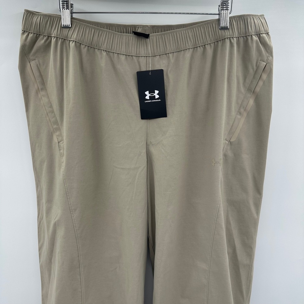 Under Armour Womens XL Khaki Tan Stretch Woven Active Hiking Baggy Pants NWT New